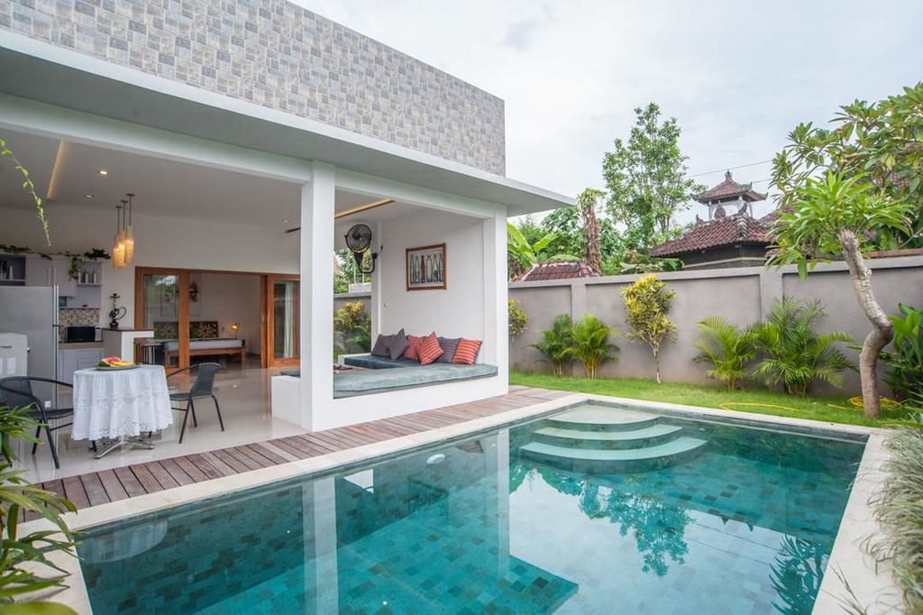 affordable villas Seminyak Bali