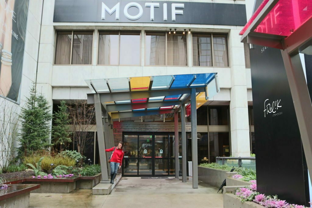 A Perfect Weekend In Seattle: Girls Trip 3 Where to Stay in Seattle