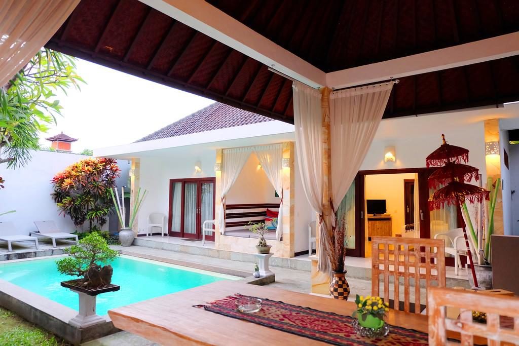 villa with private pool Seminyak