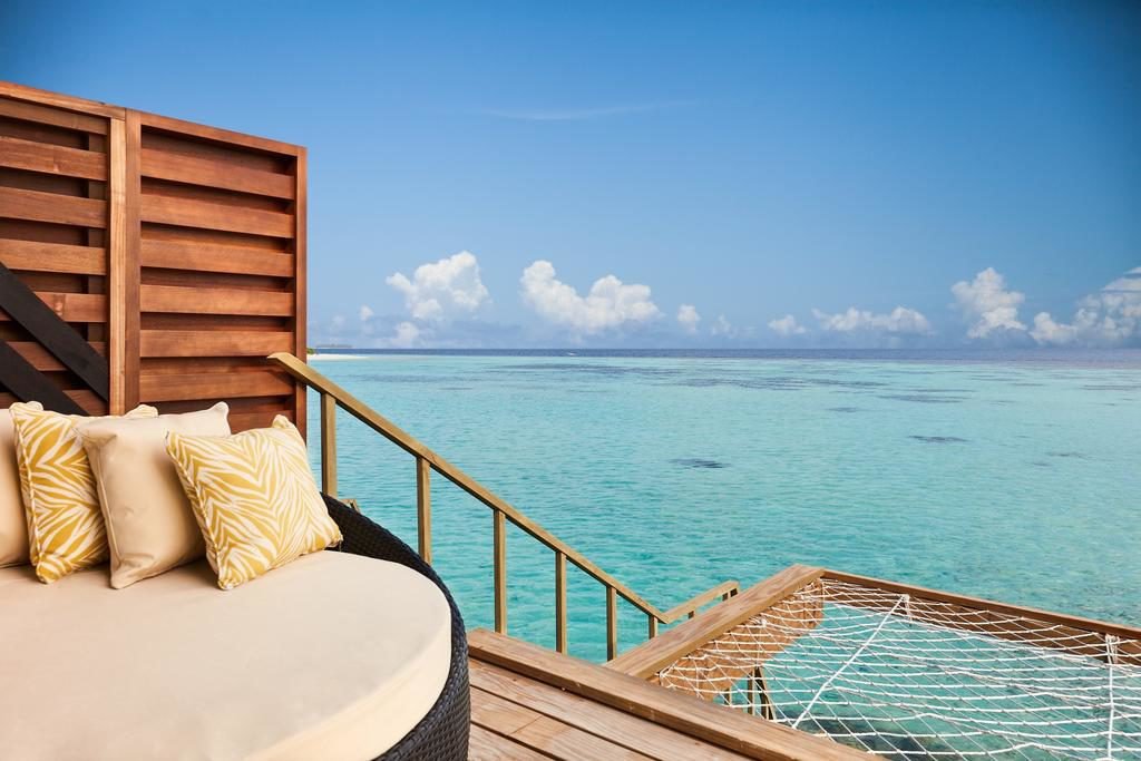 maldives water bungalow