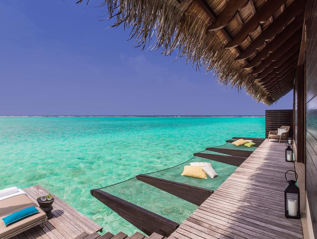 Plan a dream trip to the Maldives