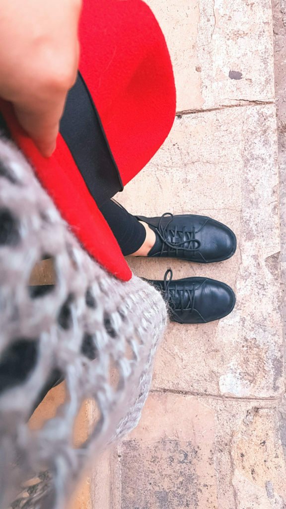 Fall Essentials: Stylish and Comfortable Travel Outfits 9 Travel outfits