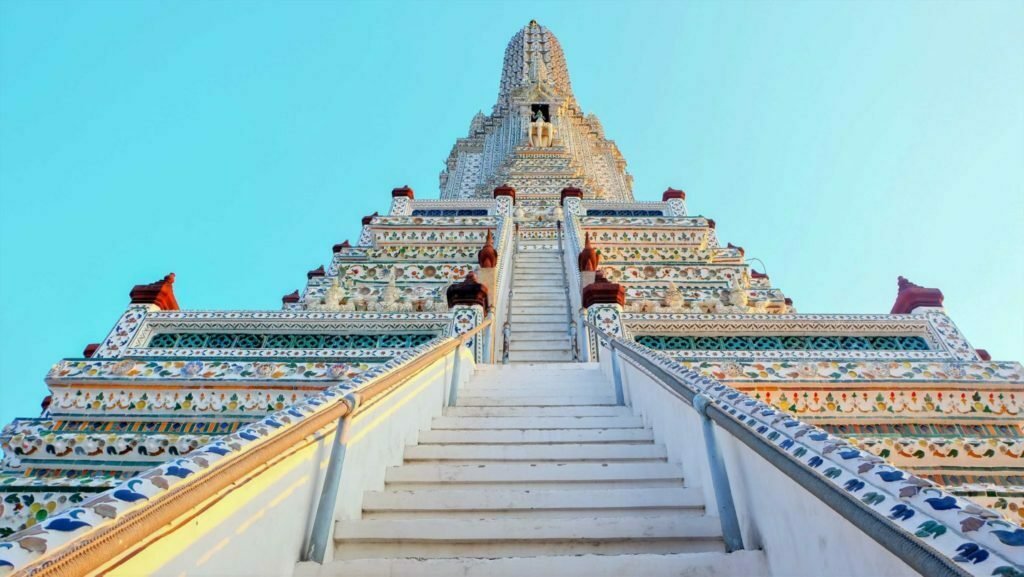 Best Things To Do in Bangkok for First-Timers 11 Must-see temples Bangkok