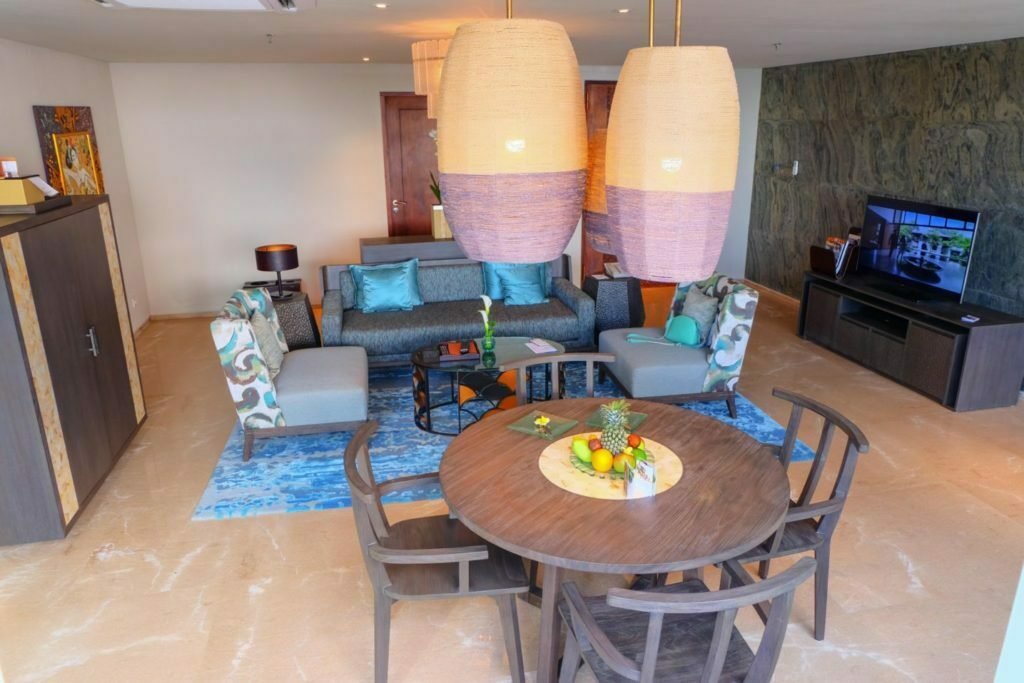 6 Romantic Hotels in Bali with Stunning Views 23 Uluwatu Hotels