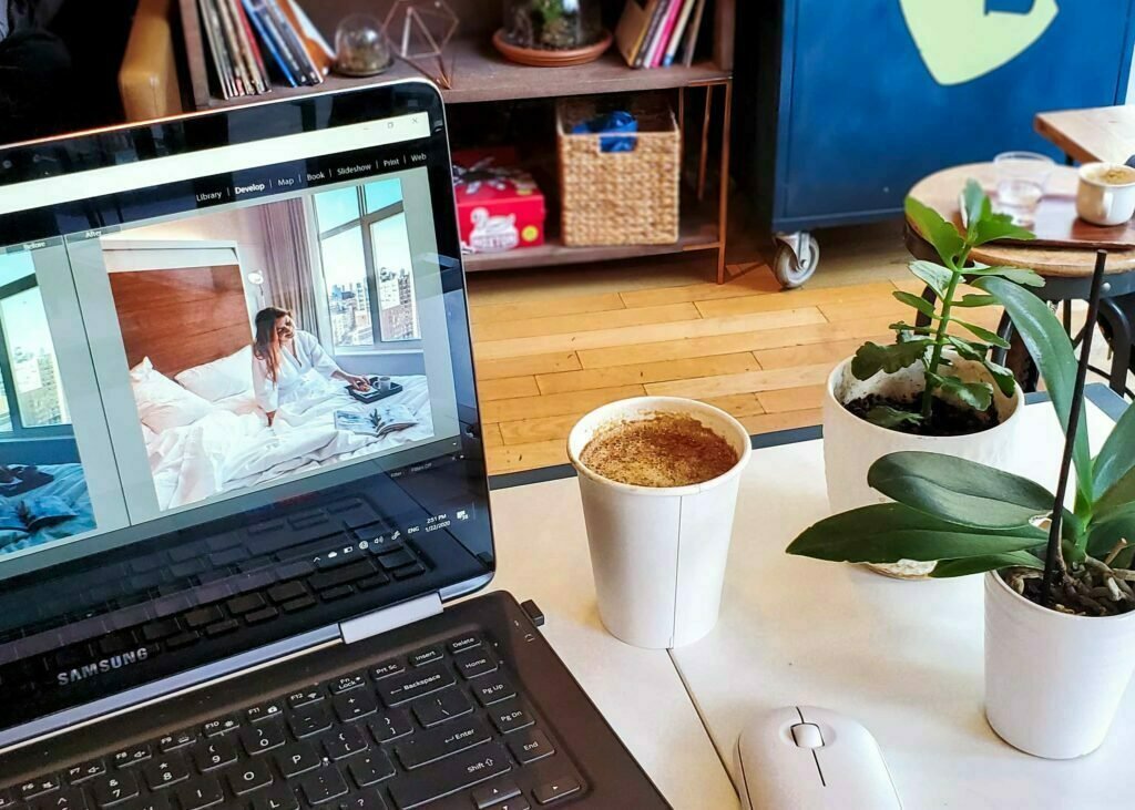 Digital Nomad Jobs: How To Find Remote Work 2 Find remote job